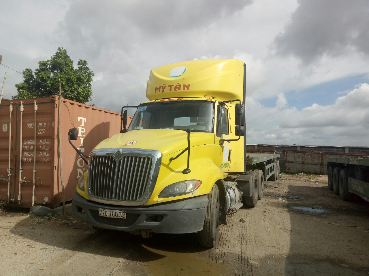 Dịch vụ vận tải container
